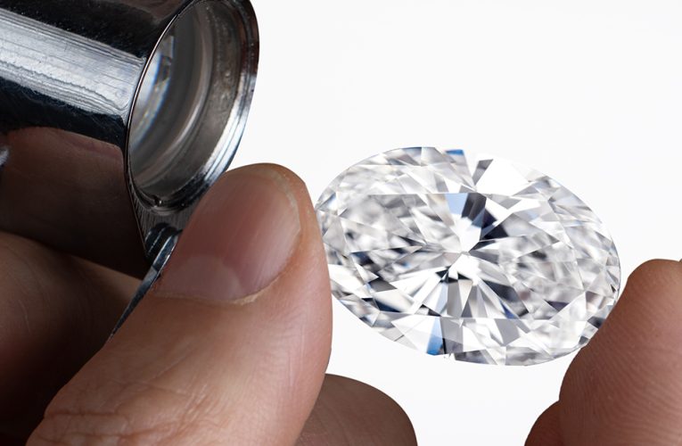 The 4 C’s of Diamonds: A Comprehensive Guide